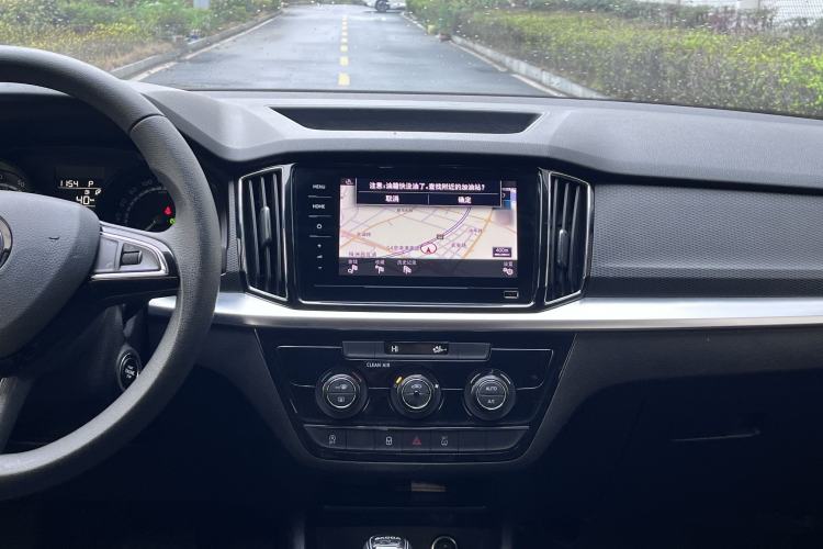 Used Skoda Kamiq 2022 1.5L Automatic Comfort Edition Interior 4