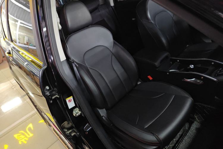 Used Haval H6 2017 Blue Label Sport Edition 1.5T Automatic Two-Wheel Drive Luxury Model Right Front Seat