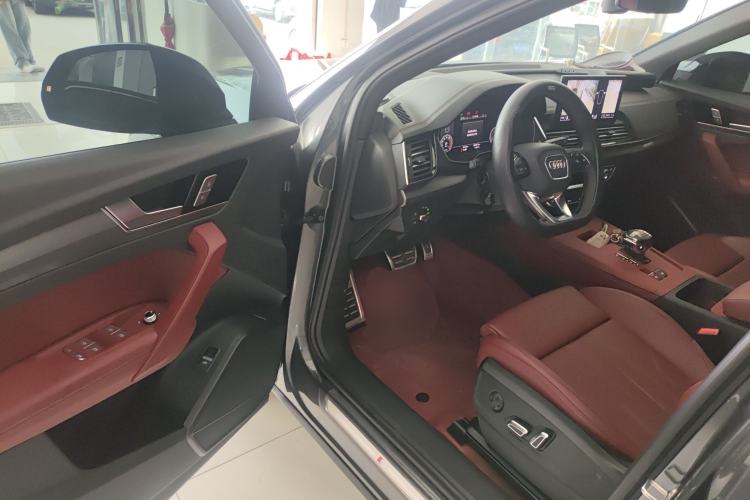 Used Audi Q5L 2024 40 TFSI Fashion Dynamic Model
