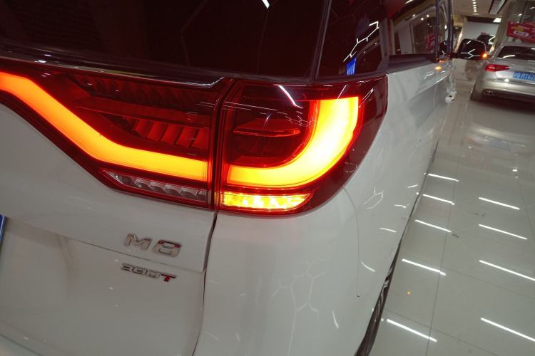 Used GAC Trumpchi M8 2021 Lingxiu Series 390T Ultimate Edition Right Rear Taillight