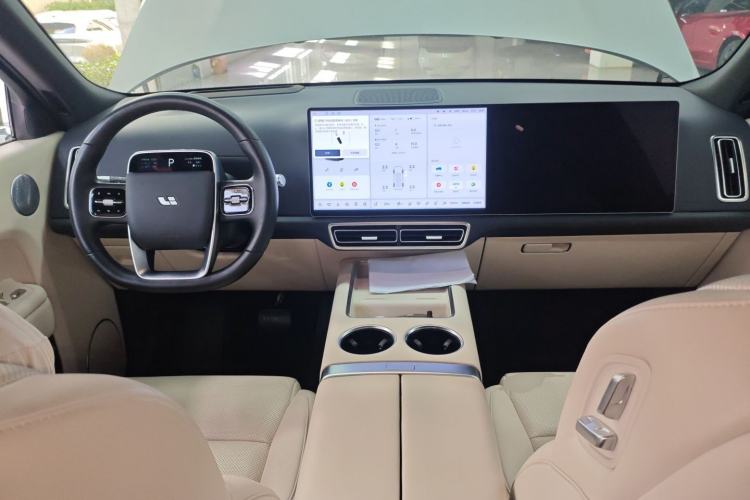 Used Li Auto L9 2022 Max model