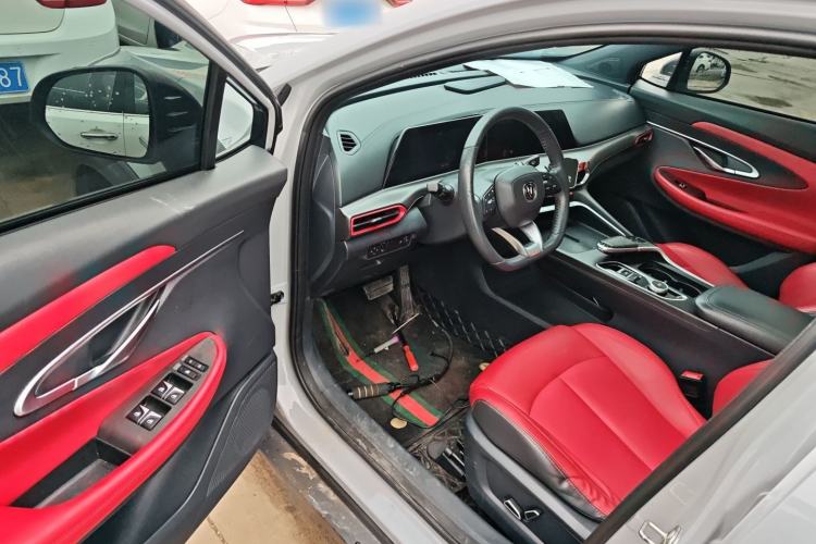 Used Changan UNI-T 2020 1.5T Prestige Version
