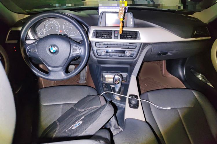 Used BMW 3 Series 2015 320Li Luxury Edition Fashion Model
