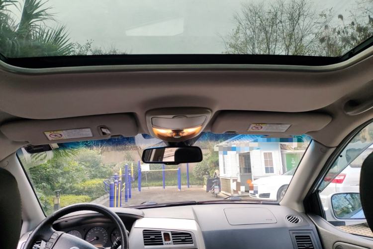 Used SsangYong Kyron 2011 2.0T Two-Wheel Drive Luxury Navigation Edition
