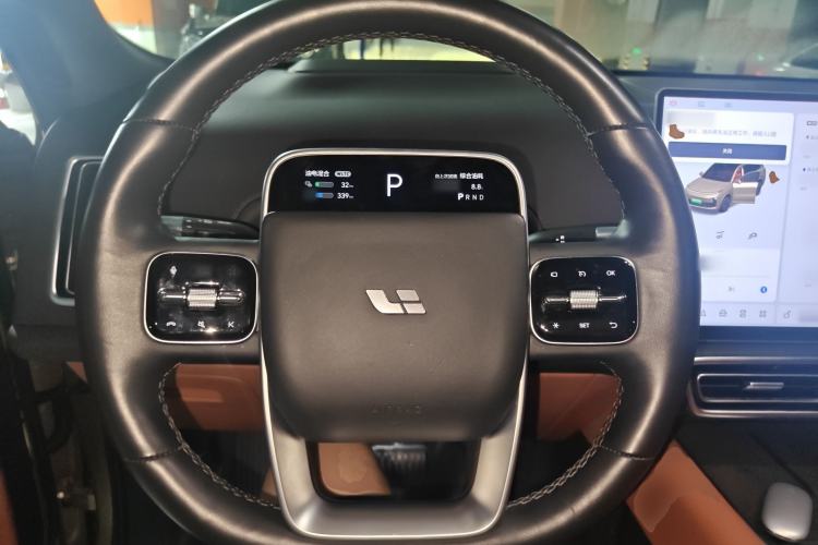 Used Li Auto L9 2022 Max model
