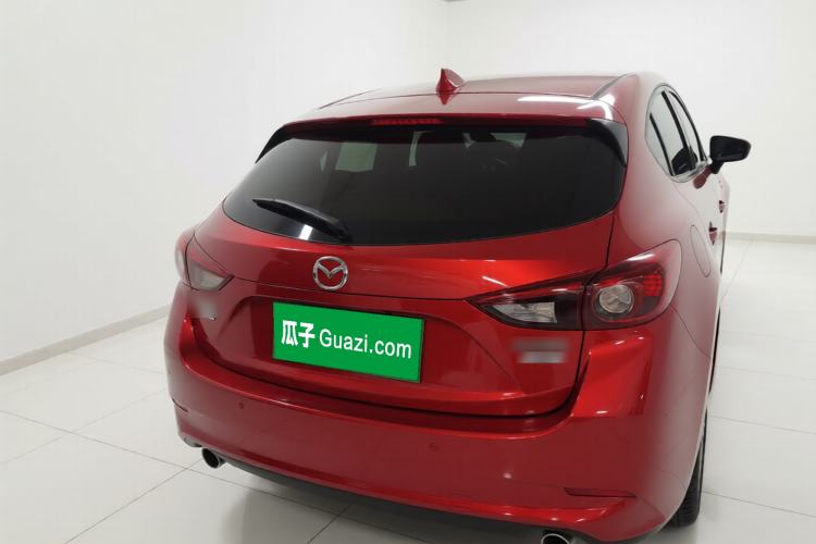 Used Mazda Mazda 3 Axela 2017 Hatchback 2.0L Automatic Sport Model China V Emission Standard