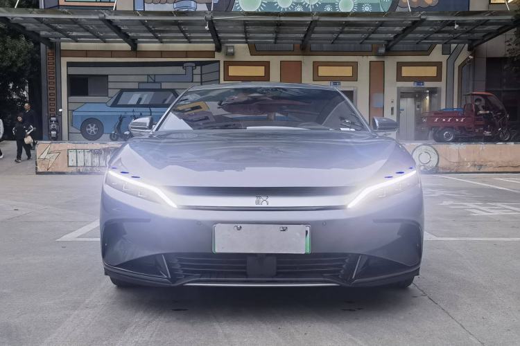 Used BYD Han 2023 EV Champion Edition 605KM Front-Drive Premium Model
