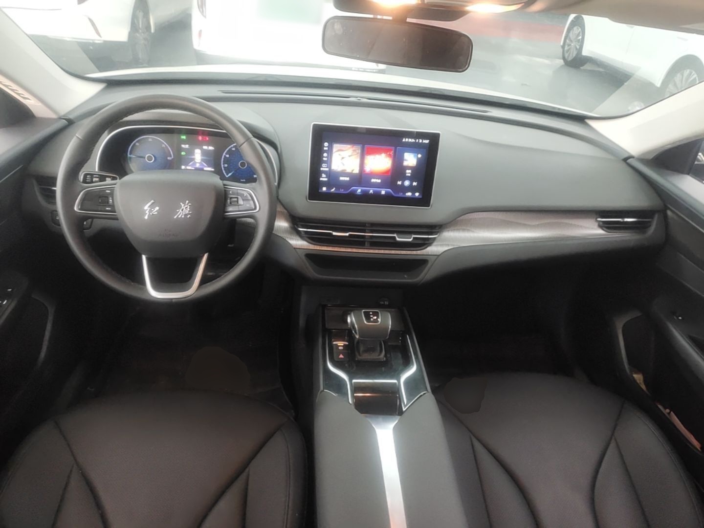 Hongqi E-QM5 2024 450km Range Commuter Version — снимка 12