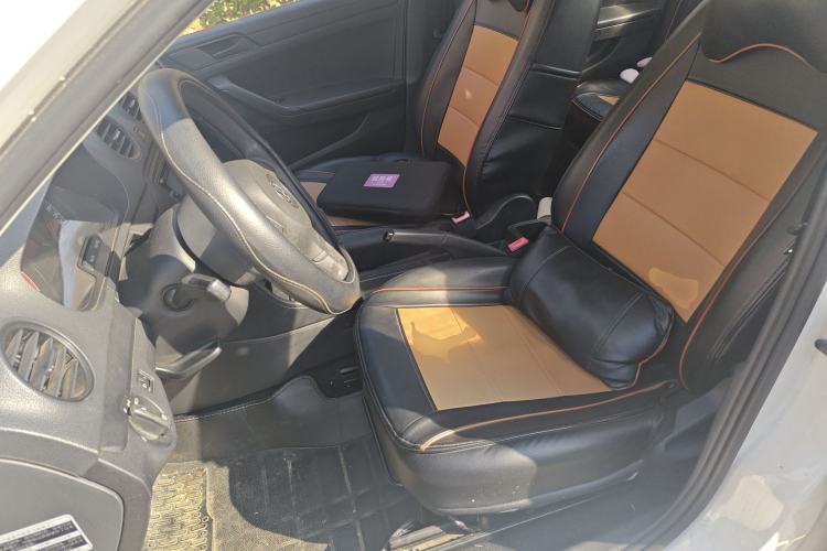 Used Volkswagen Jetta 2013 1.6L Manual Fashion Edition