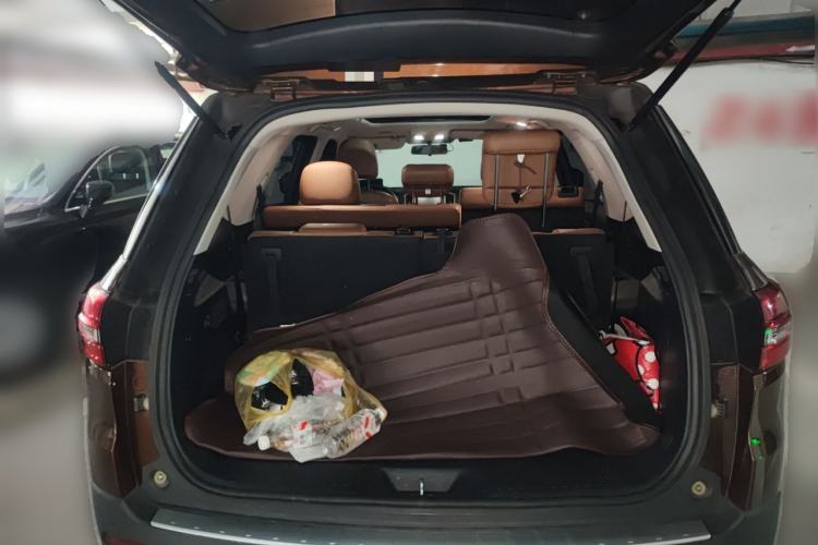 Used Changan CS95 2017 2.0T Two-Wheel Drive Zhiyuan Edition
