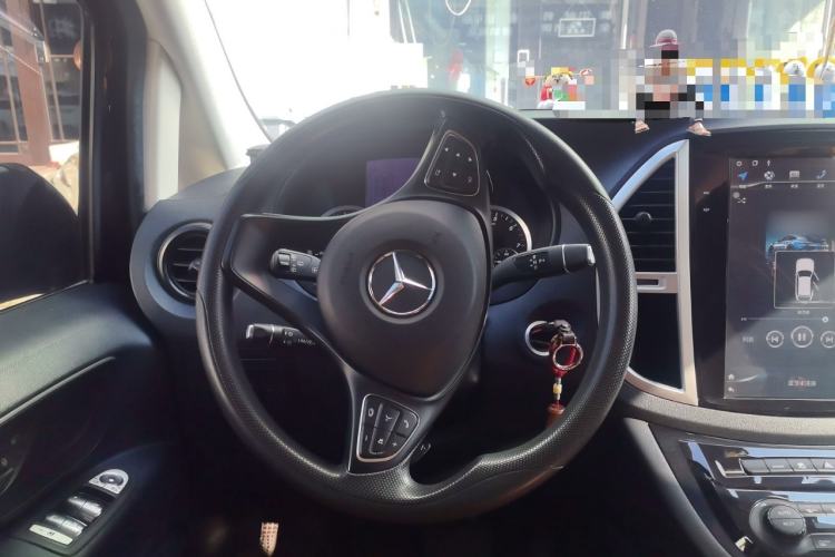 Used Mercedes-Benz Vito 2018 2.0T Elite Version 7 Seats China V Emission Standard
