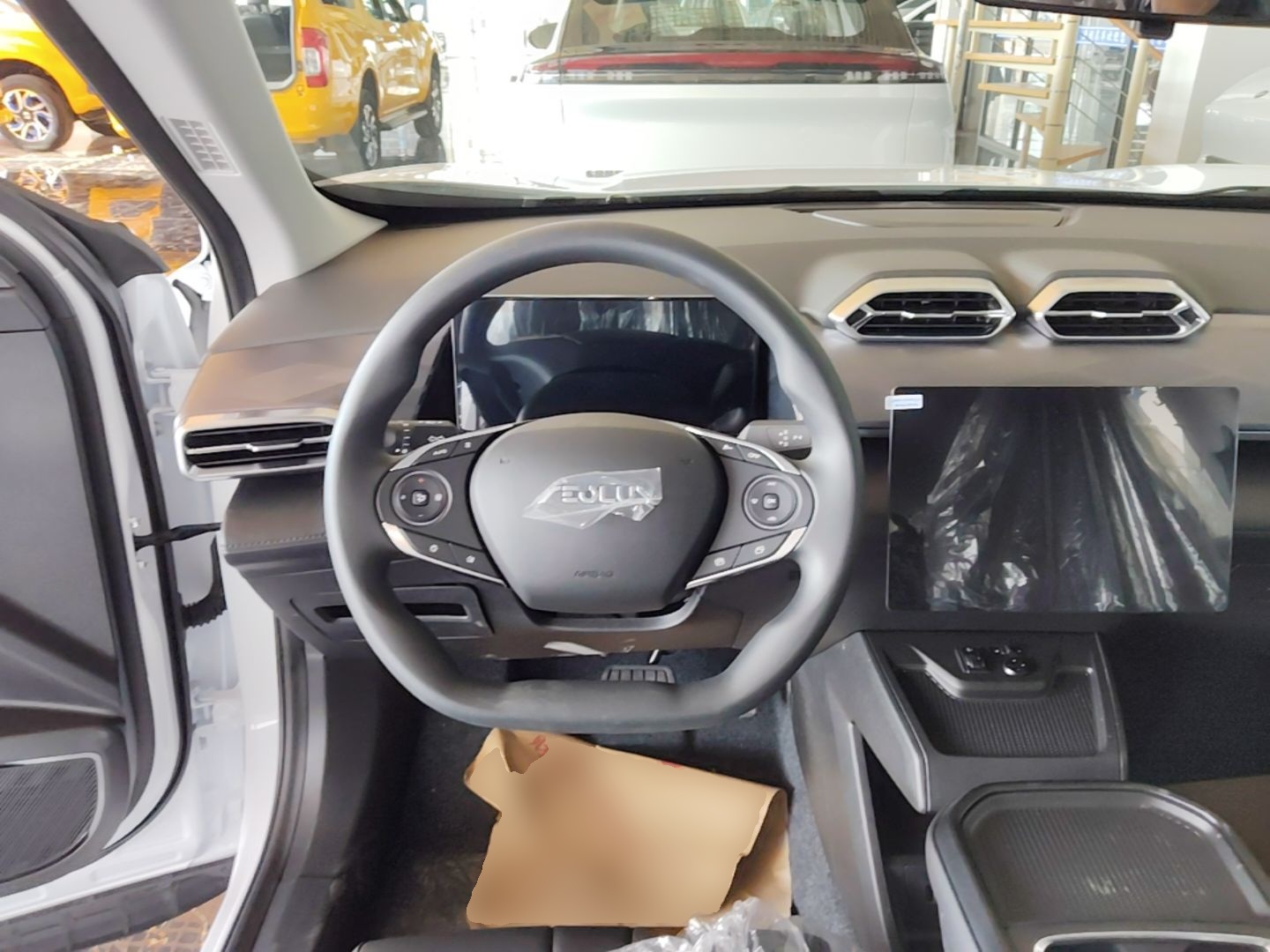 Dongfeng Aeolus SKY EV01 2025 530 km AIR Elite Edition — снимка 13