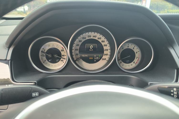 Used Mercedes-Benz E-Class 2015 E 320 L Sport Luxury Model Instrument Cluster