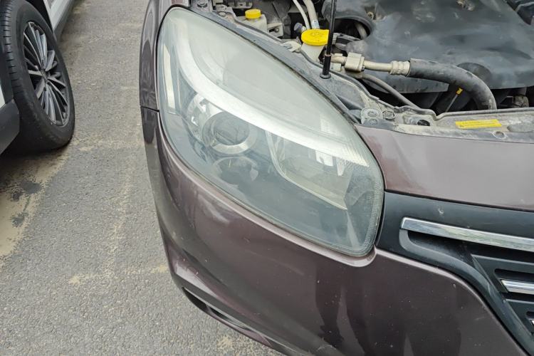 Used Renault Koleos 2014 2.0L Two-Wheel Drive Fashion Edition Right Front Headlight