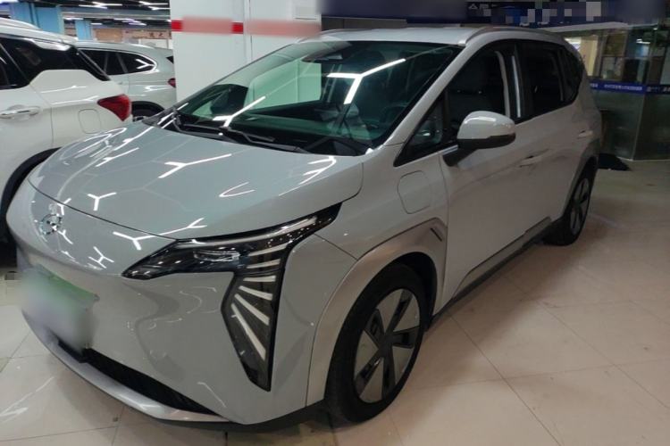 Used AION Y 2023 Younger