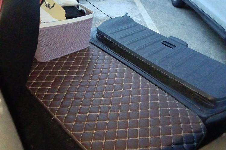 Used smart fortwo 2014 1.0 MHD Midnight Purple Limited Edition Left Rear Seat