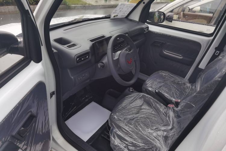 Used Wuling Zhiguang New Energy 2025 Standard Model