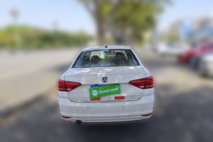 Used Volkswagen Lavida 2017 1.6L Manual Comfort Edition