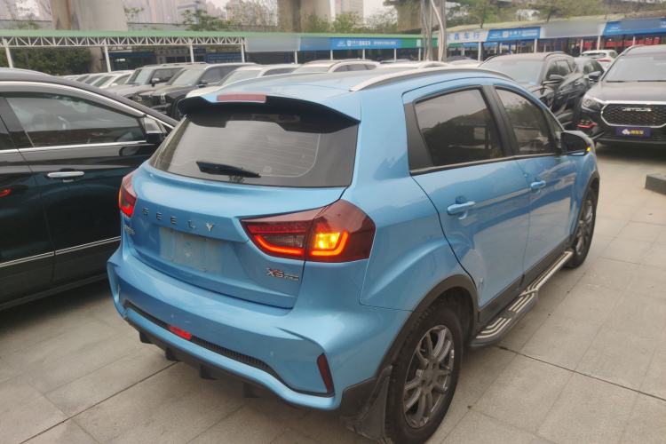 Used Geely Auto Vision X3 2021 PRO 1.5L CVT Deluxe Model Rear Right 45 Deg