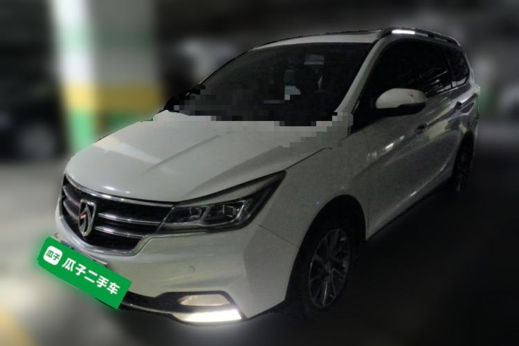 Used Baojun 730 2017 1.5T Manual Prestige Version 7 Seats