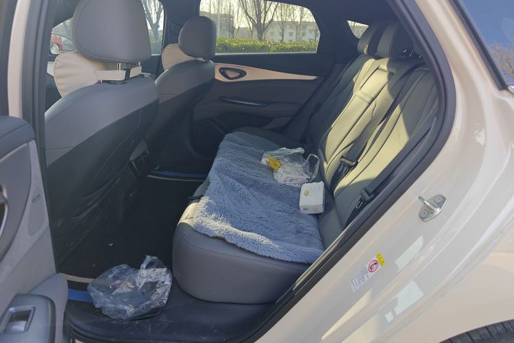 Used BYD Seal 07 DM-i 2025 Intelligent Driving Version DM-i 1.5L 125 km Prestige Edition Left Rear Seat