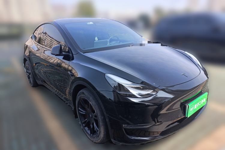 Used Tesla Model Y 2022 Long-Range All-Wheel-Drive Version
