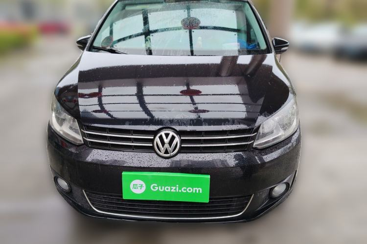 Used Volkswagen Touran 2013 1.4T Manual Comfort Edition 5-Seater Front