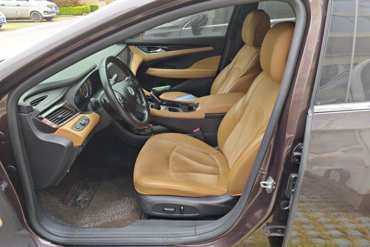 Used Buick LaCrosse 2016 28T Premium Edition Left Front Seat