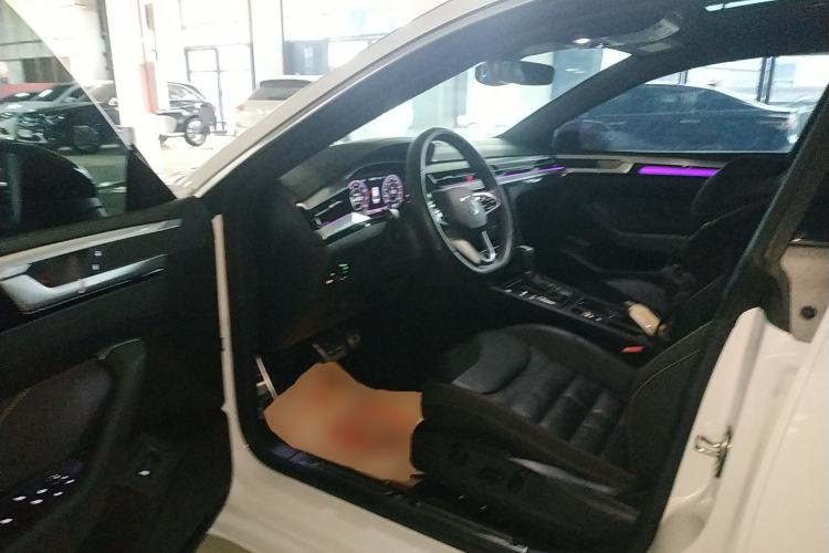 Used Volkswagen FAW-Volkswagen CC 2023 380TSI Striking Edition
