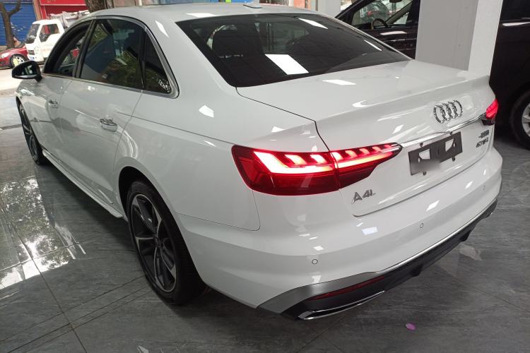 Used Audi A4L 2022 40 TFSI Fashion Dynamic Model
