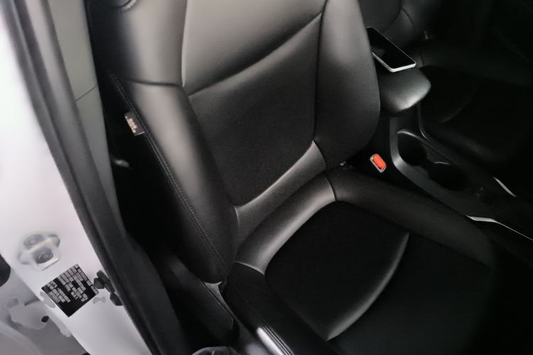 Used Toyota Corolla Cross 2023 2.0L Pioneer Edition Right Front Seat