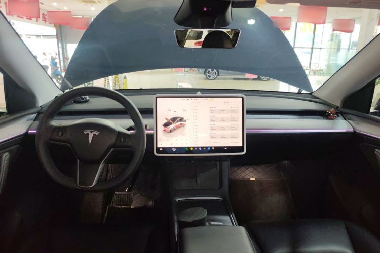 Used Tesla Model Y 2024 Rear-Wheel-Drive Version Center Console