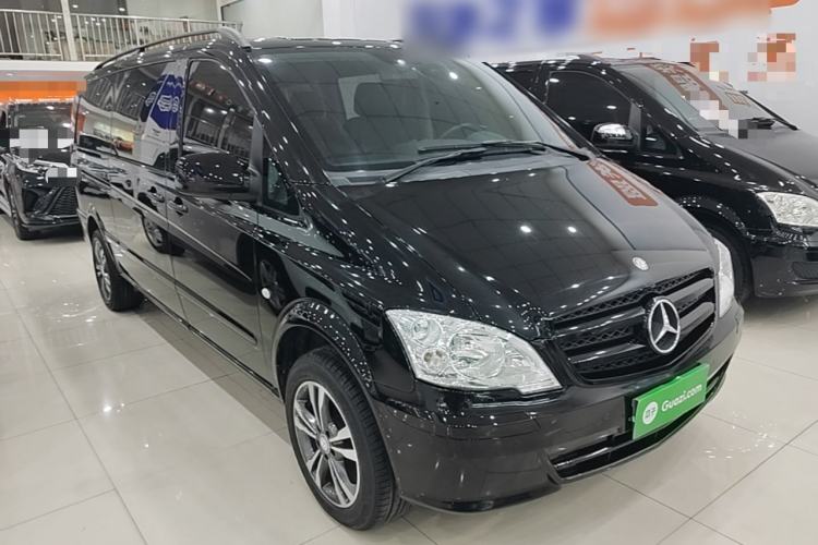 Used Mercedes-Benz Vito 2011 2.5L 7-seater executive version