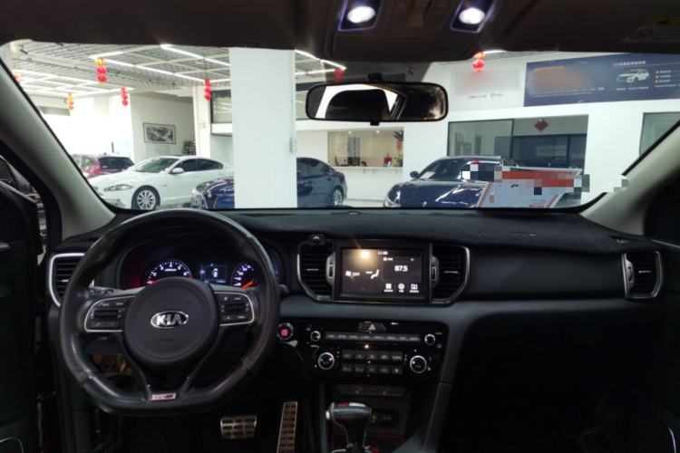 Used Kia KX5 2017 1.6T Automatic Two-Wheel Drive 15th Anniversary Special Edition DLX