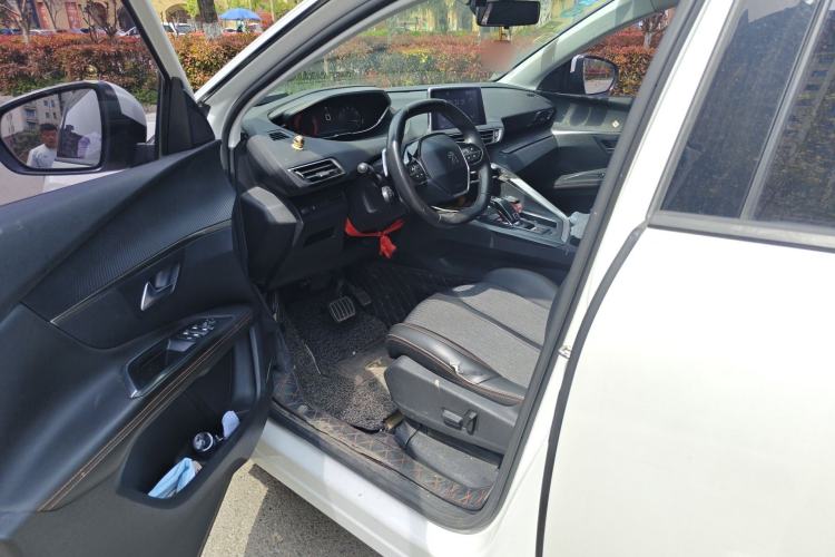 Used Peugeot 4008 2017 350THP Elite Edition Driver Seat