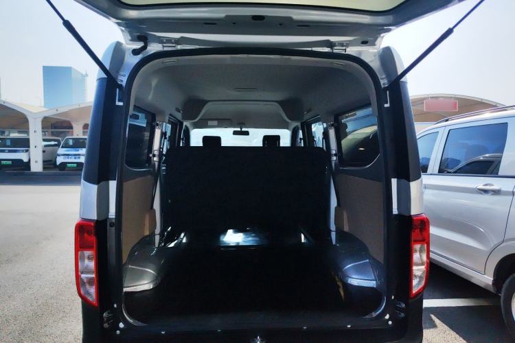 Used CHANGAN KUAYUE Xing V3 2023 1.5L Gasoline Comfort Edition 5-Seat Passenger Vehicle