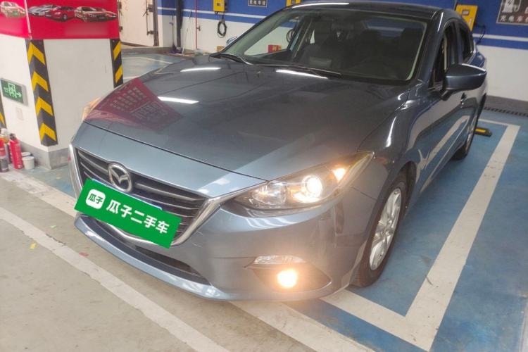 Used Mazda 3 Axela 2016 Sedan 1.5L Automatic Luxury Model