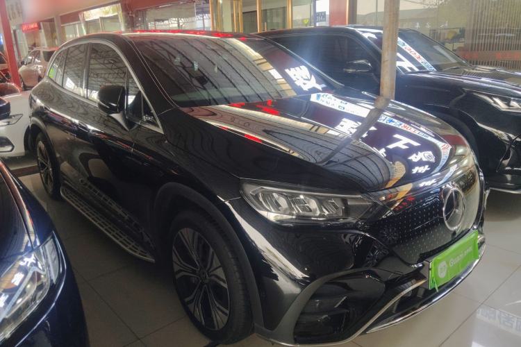 Used Mercedes-Benz EQE SUV 2023 350 4MATIC Luxury Edition Front Right 45 Deg