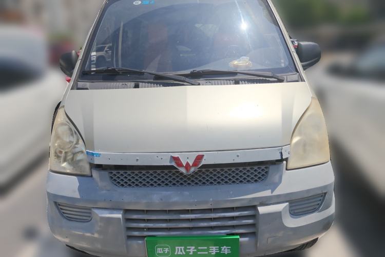 Used Wuling Rongguang 2014 1.2L S Base Model