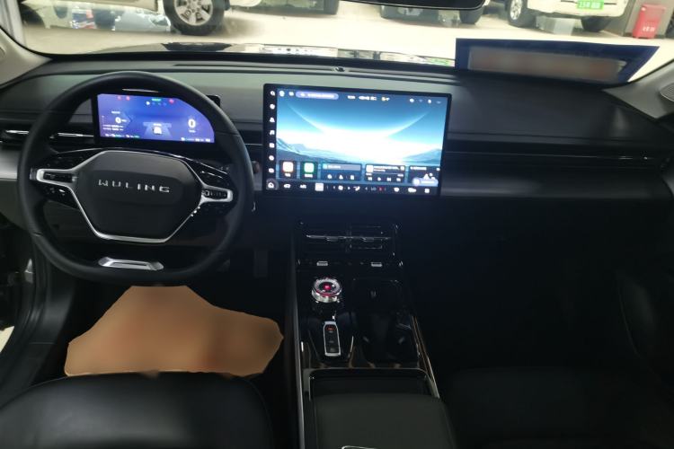 Used Wuling Xingguang 2023 150 Advanced Edition Center Console