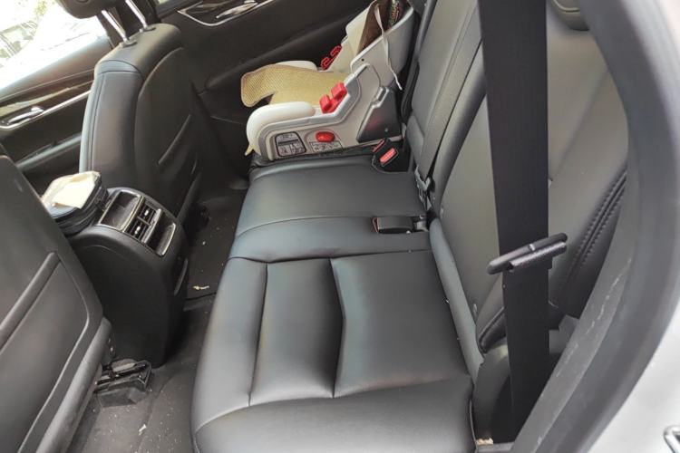 Used Cadillac XT5 2018 28E Four-Wheel Drive Tech Version