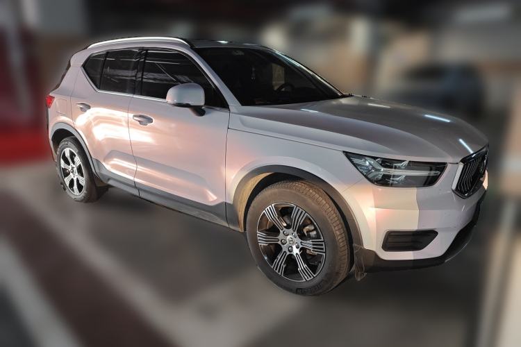 Used Volvo XC40 2020 T3 Zhiyuan Luxury Edition Front Right 45 Deg