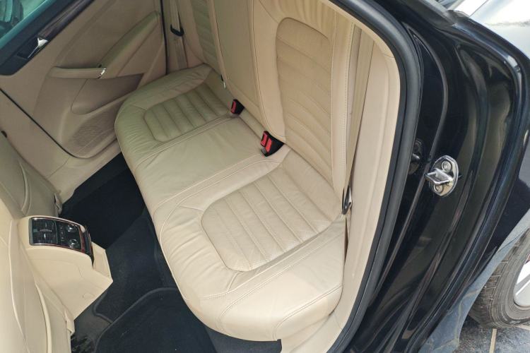 Used Volkswagen Passat 2011 1.8TSI DSG Prestige Edition
