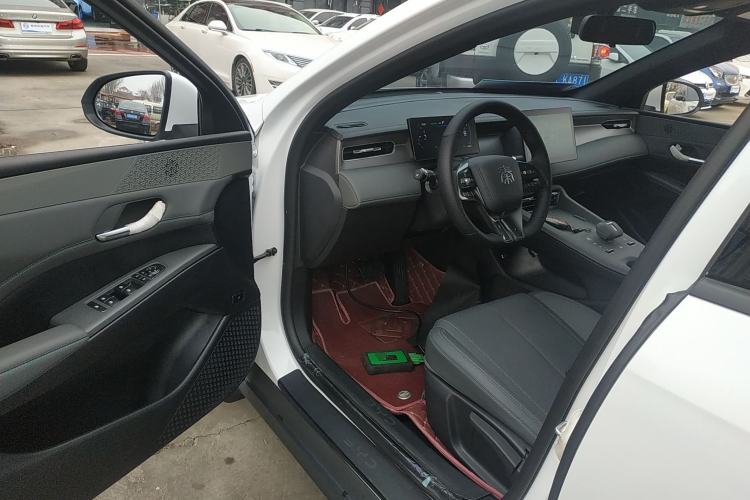 Used BYD Qin PLUS 2025 DM-i Smart Drive 55KM Leading Model