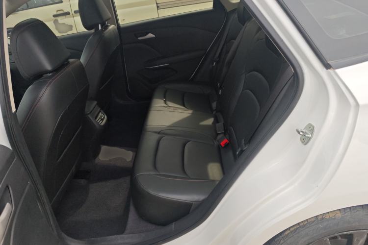 Used Chevrolet Monza 2020 Light Hybrid Redline 320T Dual-Clutch Thrilling Edition Left Rear Seat