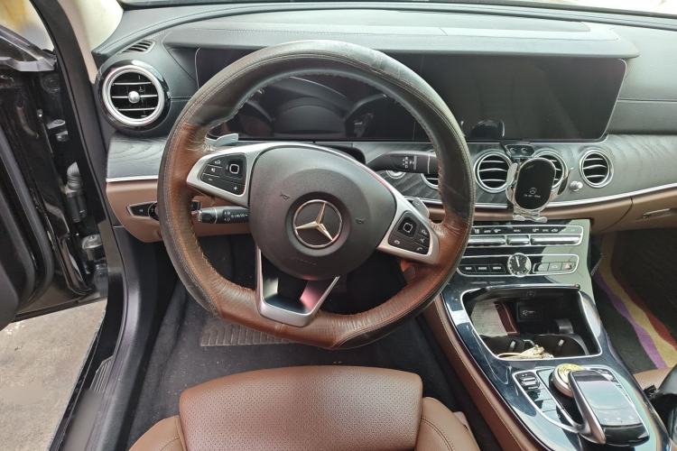 Used Mercedes-Benz E-Class 2016 E 200 L Sport Edition Steering Wheel