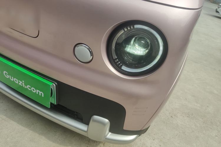 Used Livan Blue Balloon 2025 Model Dynamic Version Left Front Headlight