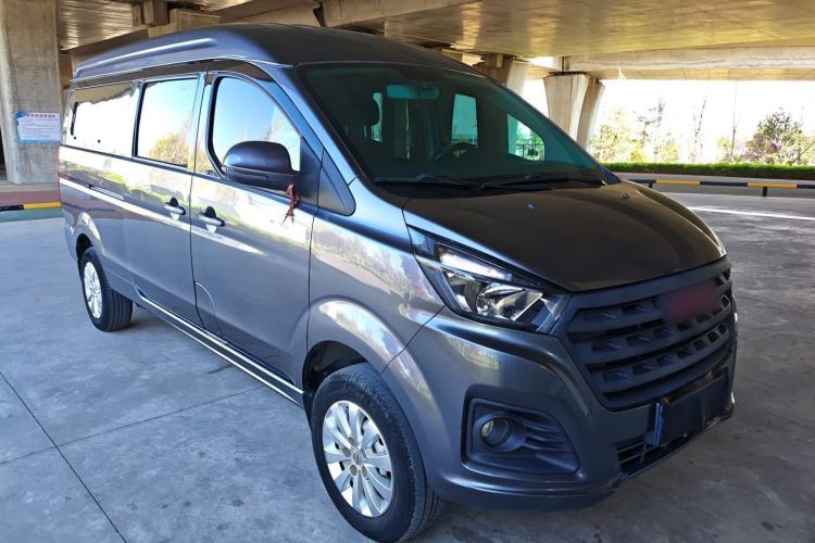 Used Jinbei Gold Hiace 2023 1.5L Passenger Vehicle Engineering Lion 9 Seats Front Right 45 Deg