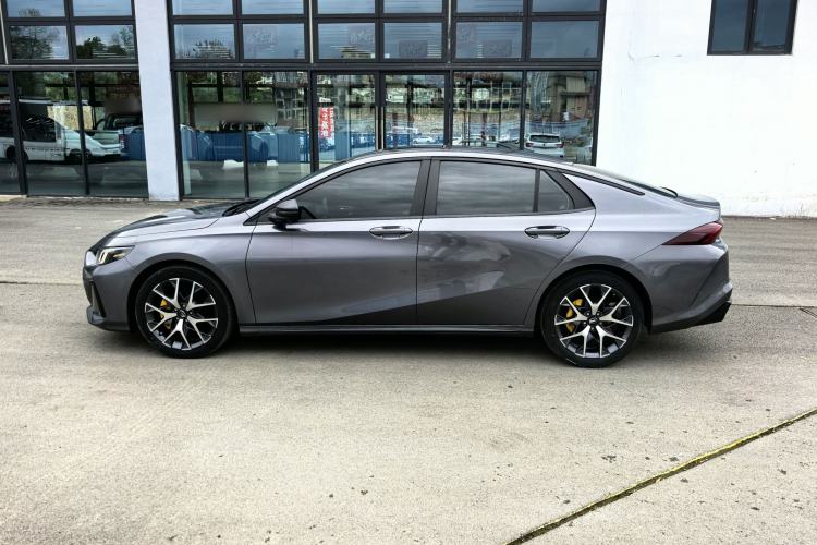 Used GAC Trumpchi EMPOW 2021 270T DCT J16 Version Exterior 6