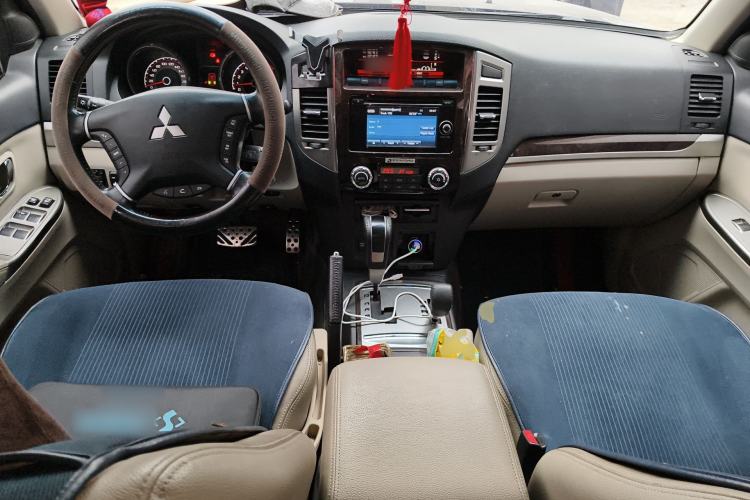 Used Mitsubishi Pajero 